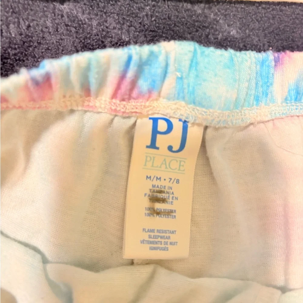 Girls Sleep shirt/short combos size (7/8)